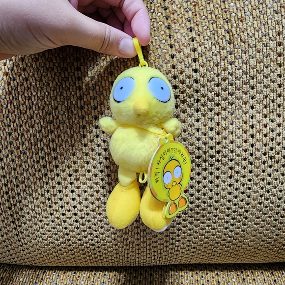[NEW] Little Yellow Chicken Keychain Keycharm - Picture 6 of 6